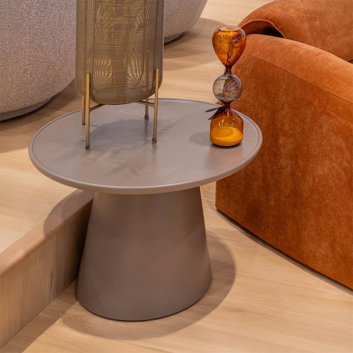 Mesa Lateral Ginebra