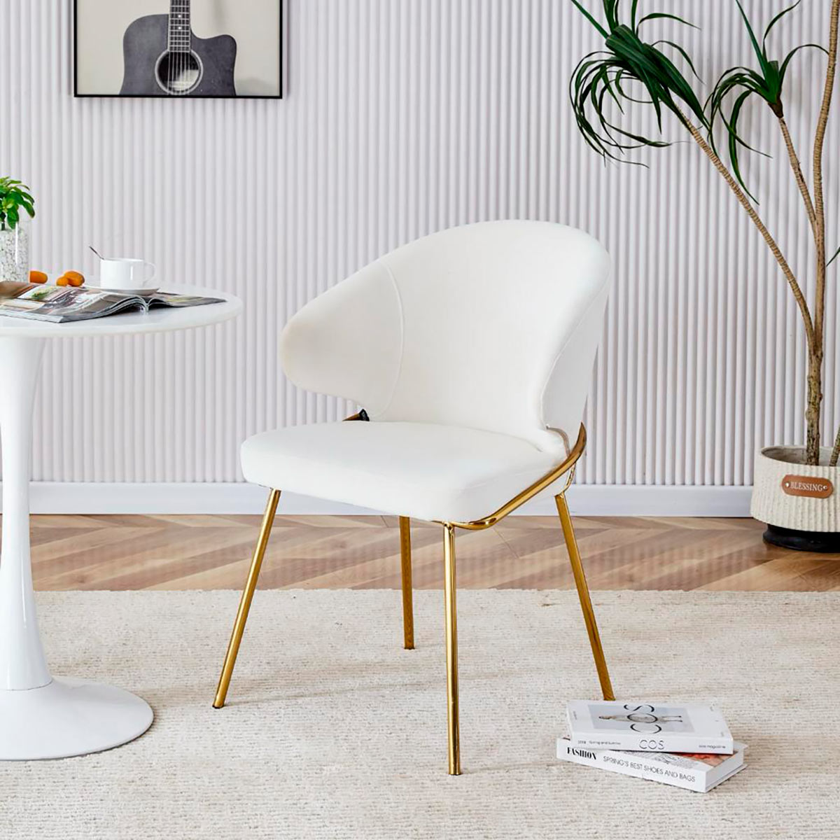 Foto lifestyle de la Silla Palma color crema