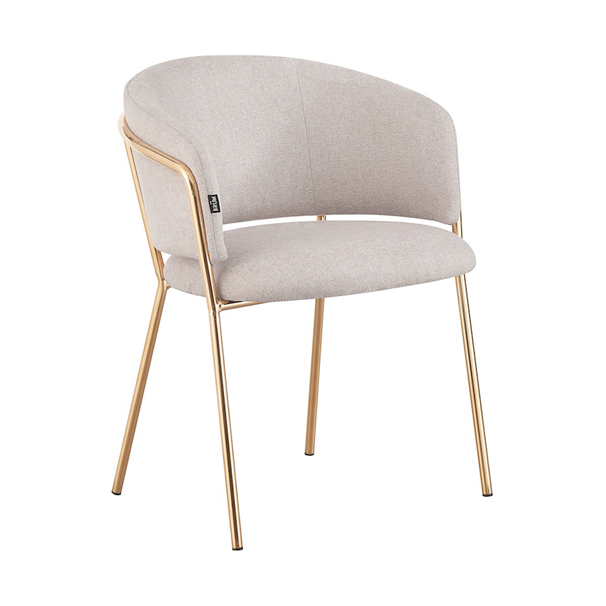 Silla Escocia Beige Fondo Blanco Vista en Perspectiva