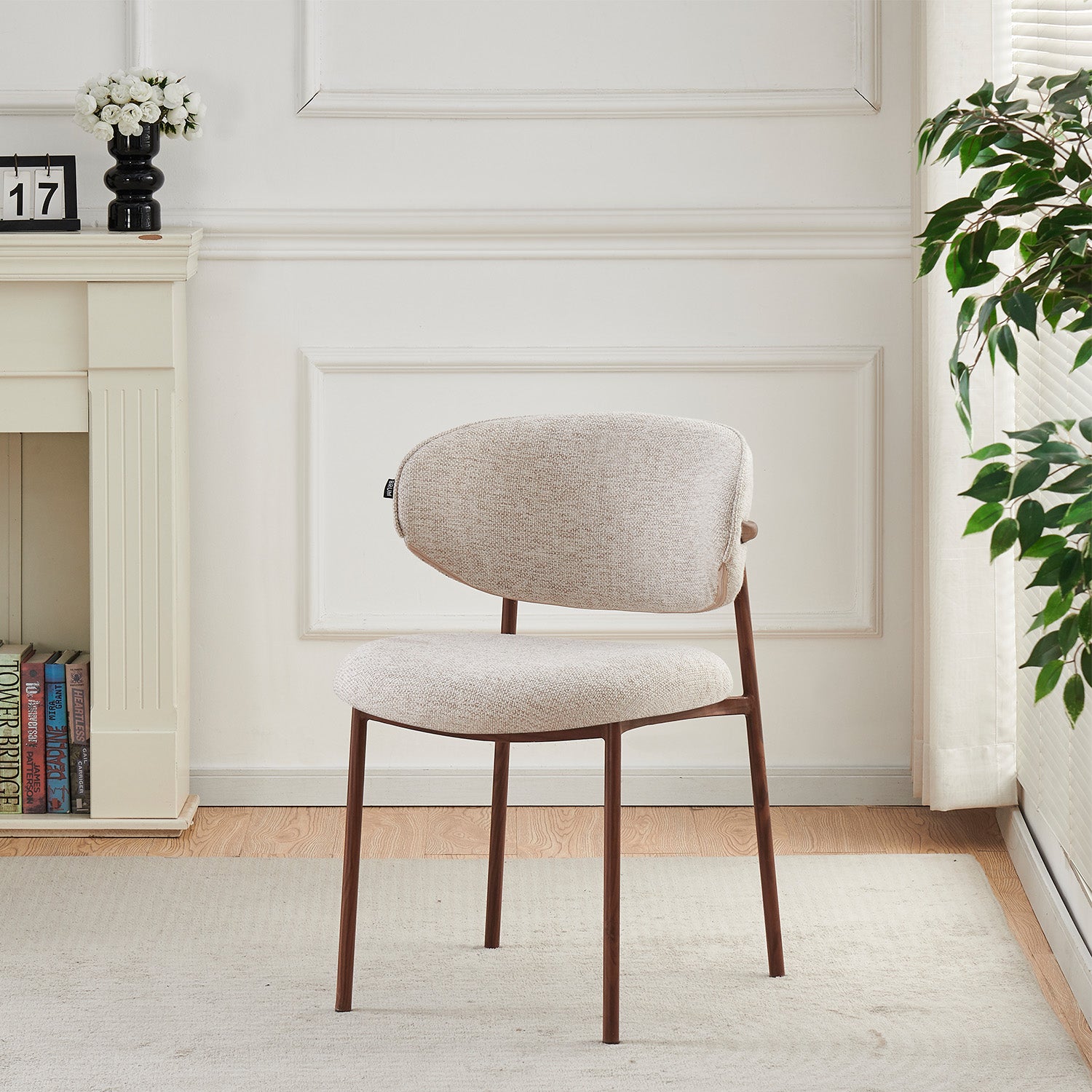 Silla Silicia Beige Vista en Perspectiva