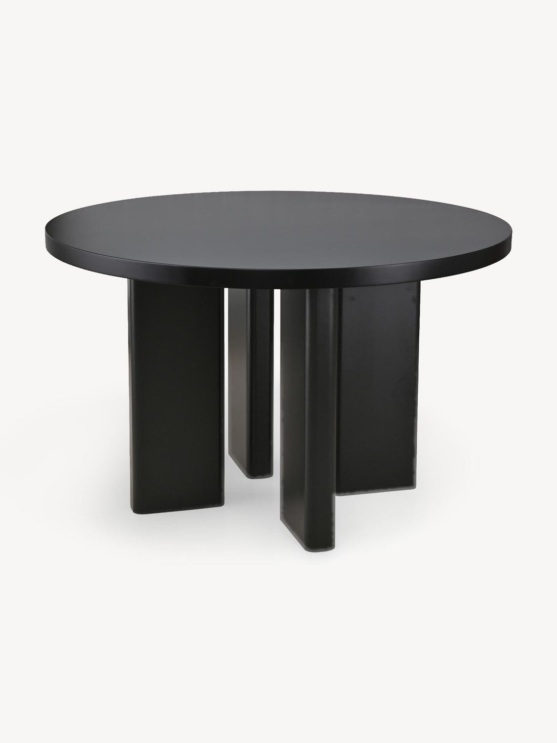 Mesa de Comedor Caba Negro Vista en Perspectiva